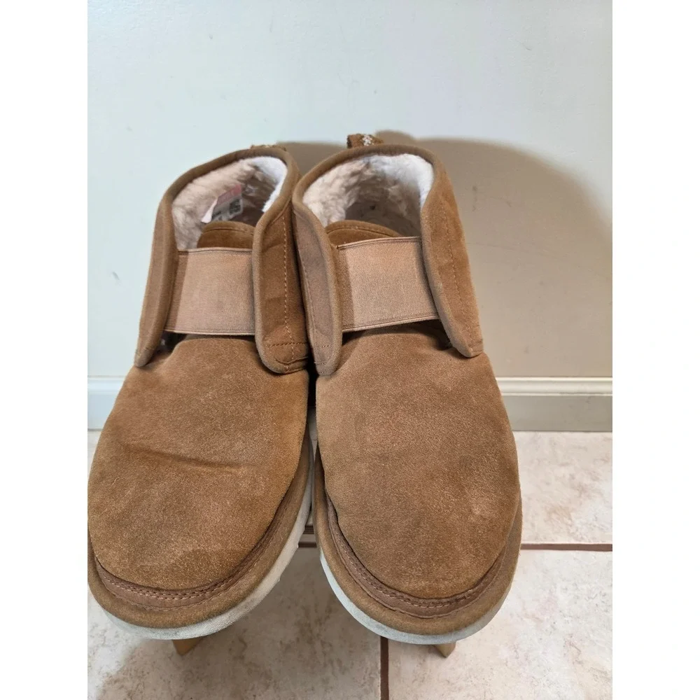 UGG Neumel Snapback Chestnut Suede Sheepskin Boots Mens Size 12 G0YRHM9A